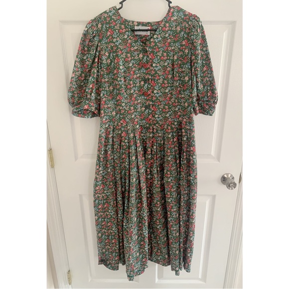 Petressa Dress Multicolor Dress Size 42 Floral Pattern Heart Buttons - Picture 1 of 7